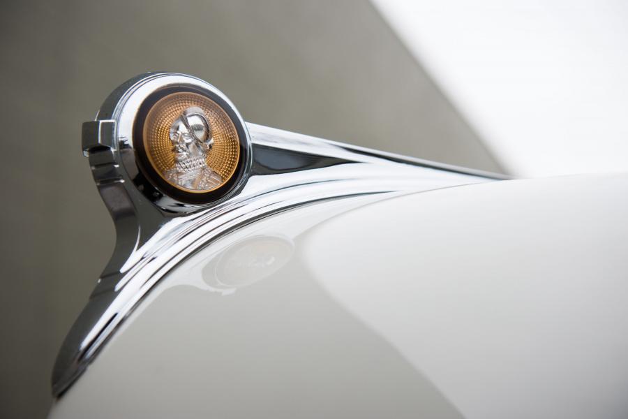 Детали экстерьера DeSoto Custom Convertible (S13-2) 1949 года  (фото 22 из 35)